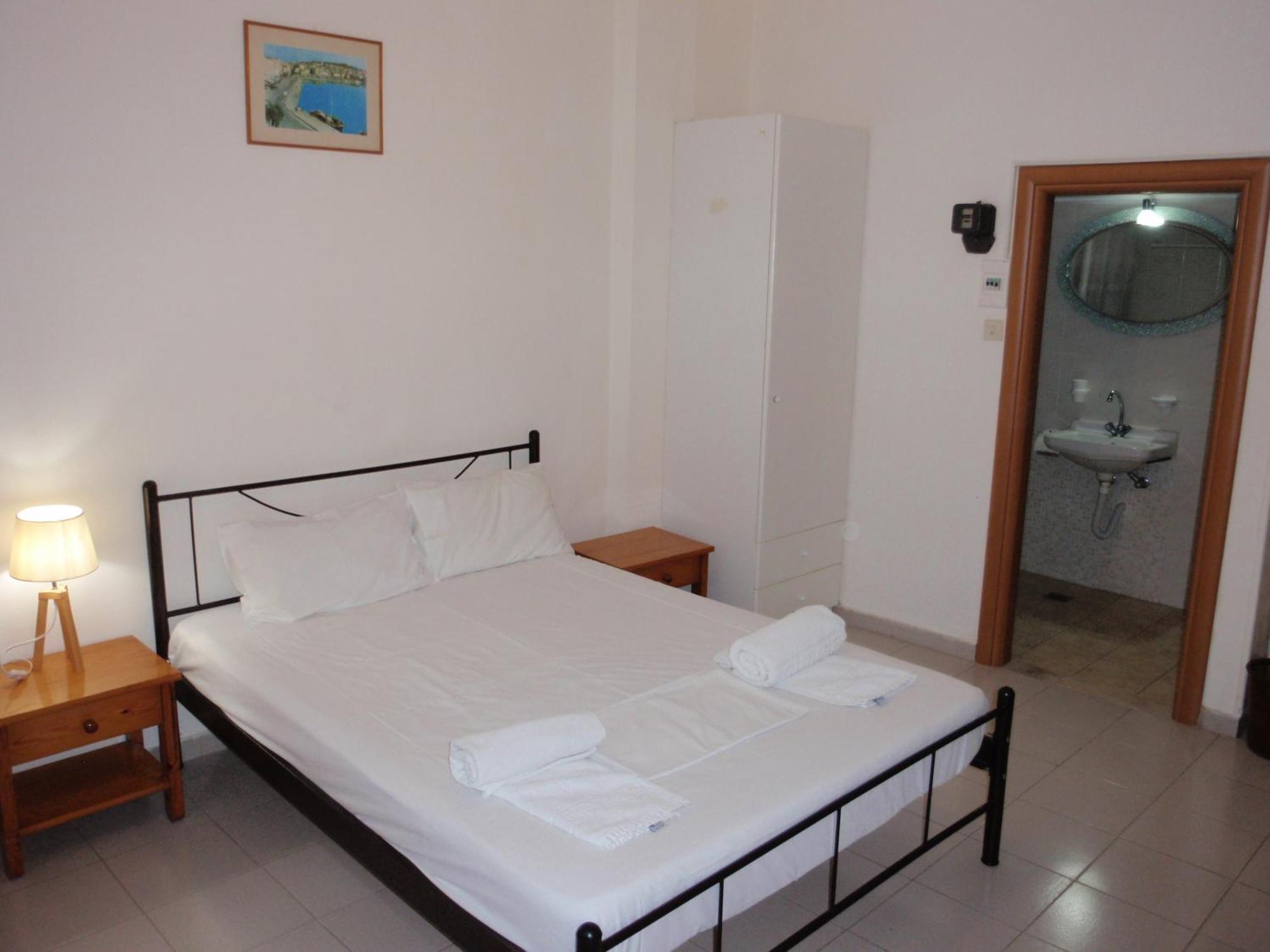 Vazakas Rooms Мітіліні Екстер'єр фото