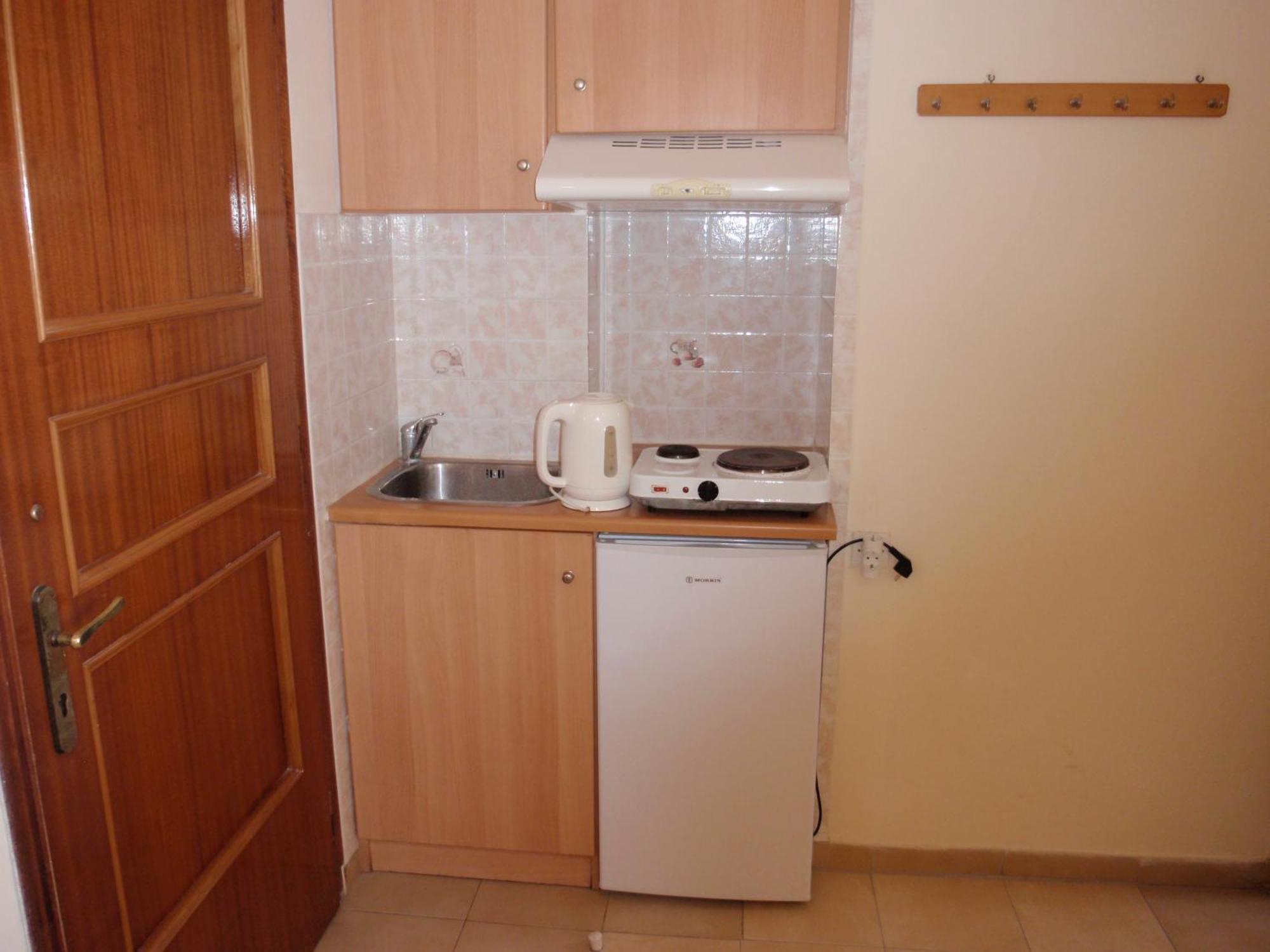 Vazakas Rooms Мітіліні Екстер'єр фото